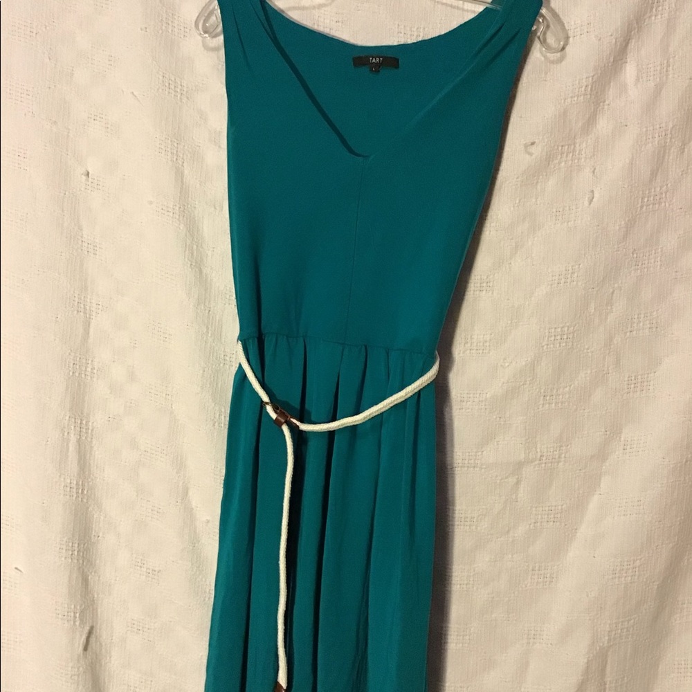 Sleeveless dress by Tart